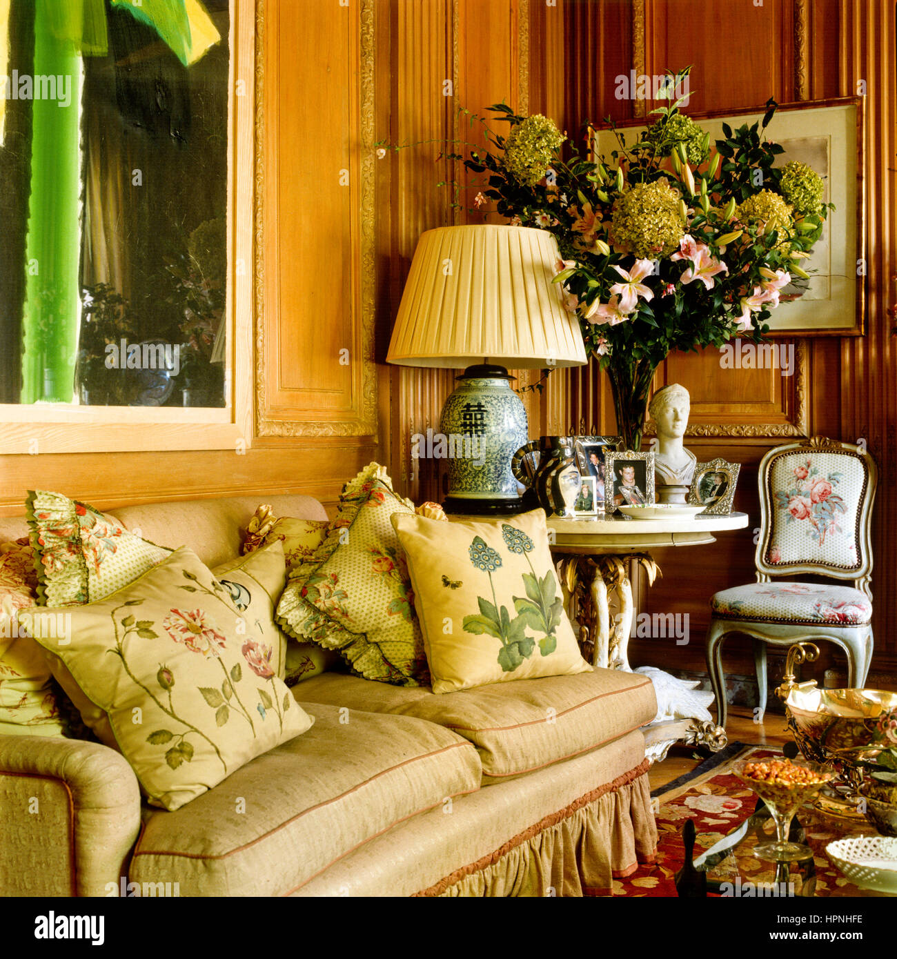 style furniture hires stock photography and images Alamy