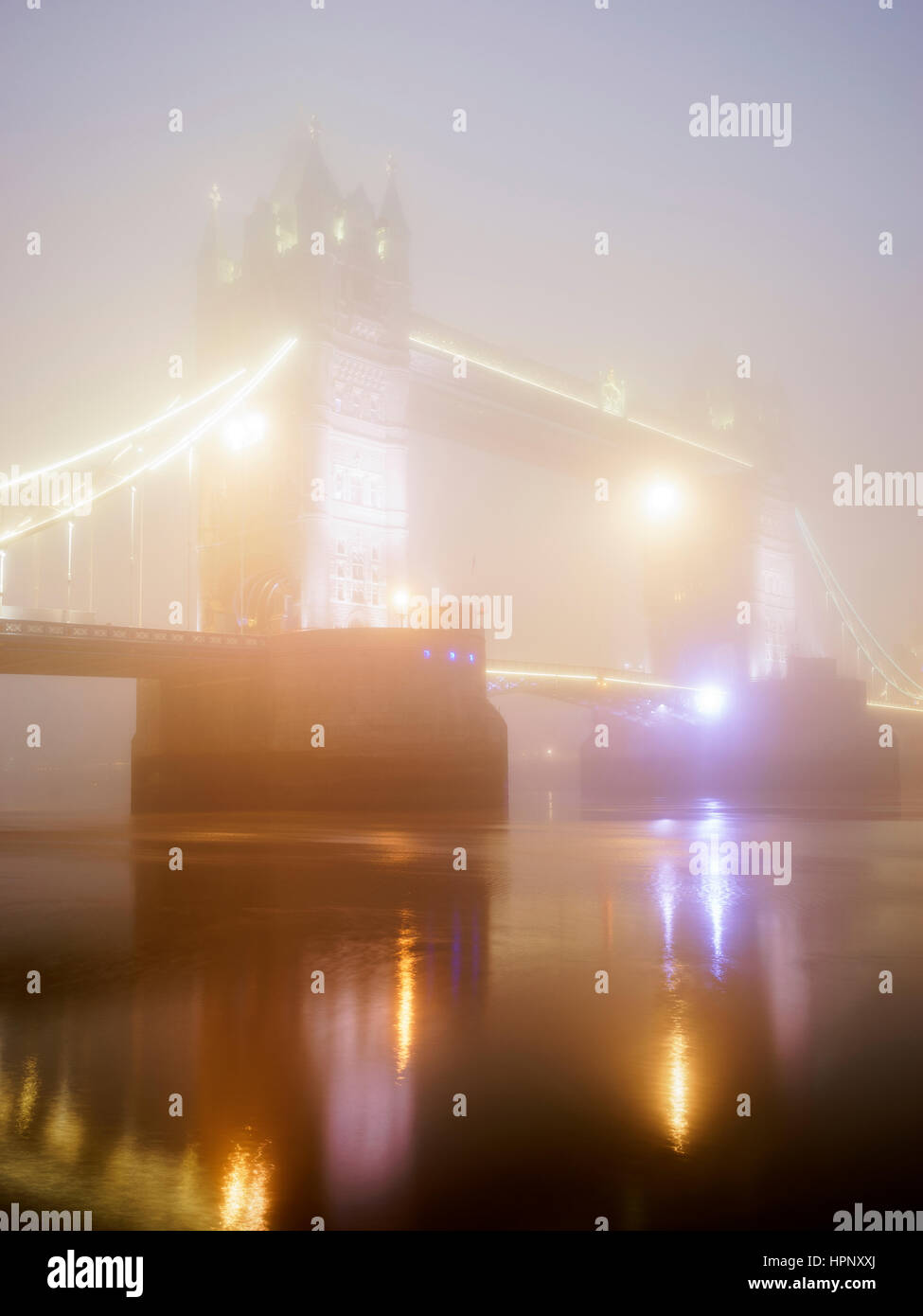 Fog london hires stock photography and images Alamy