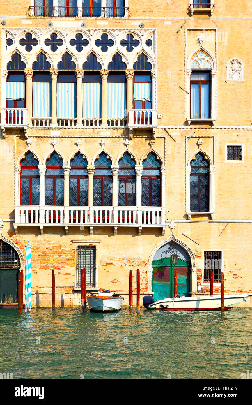 Old house on Grand Canal in Venice, Italy Stock Photo - Alamy