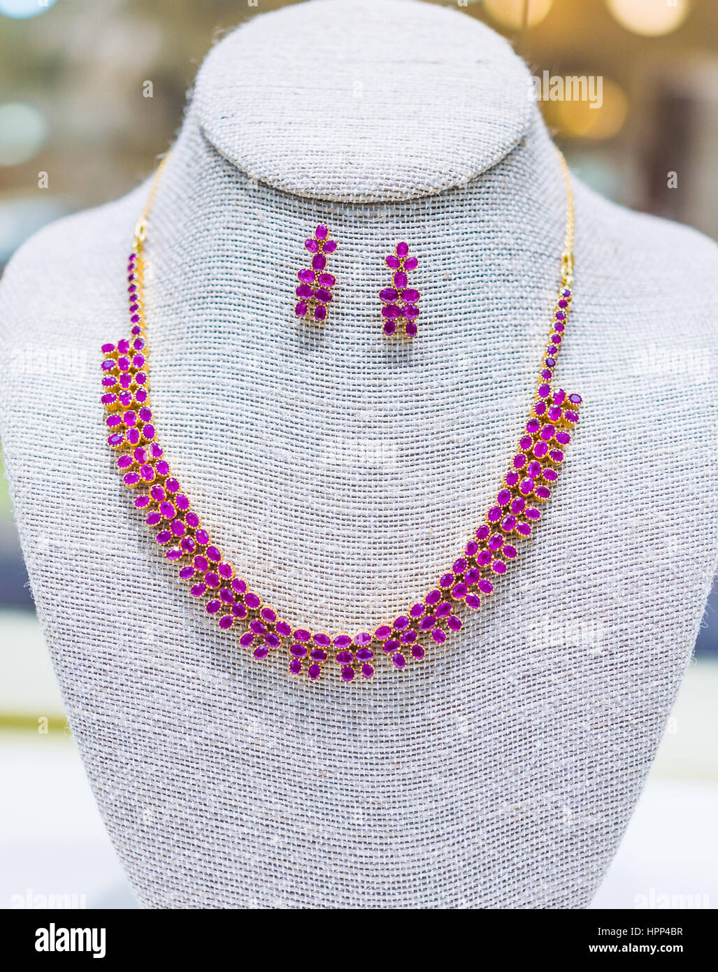 Necklace stand hi-res stock photography and images - Alamy