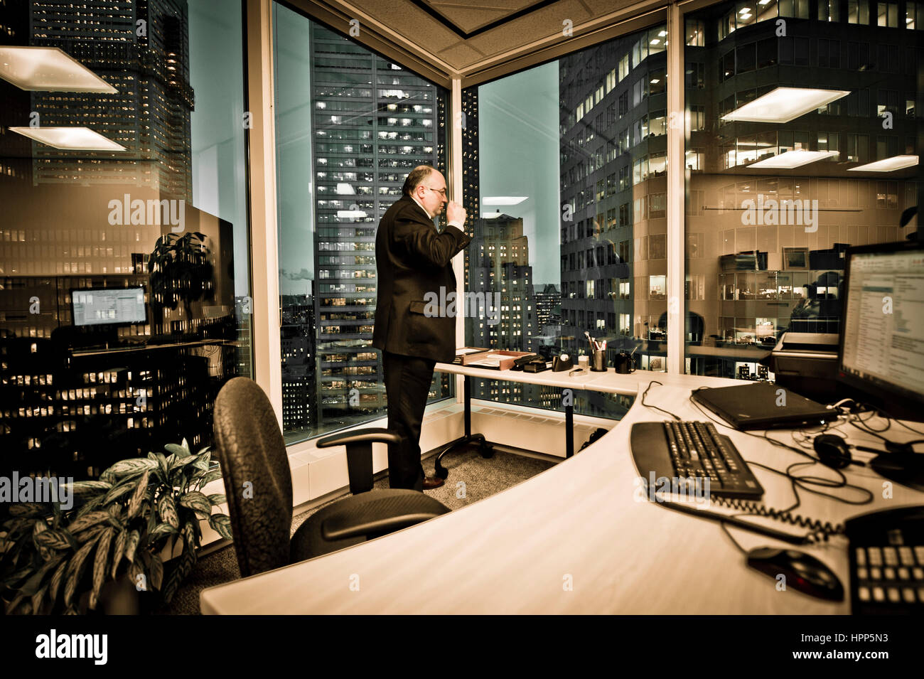 Corner Office Inside Hi Res Stock Photography And Images Alamy