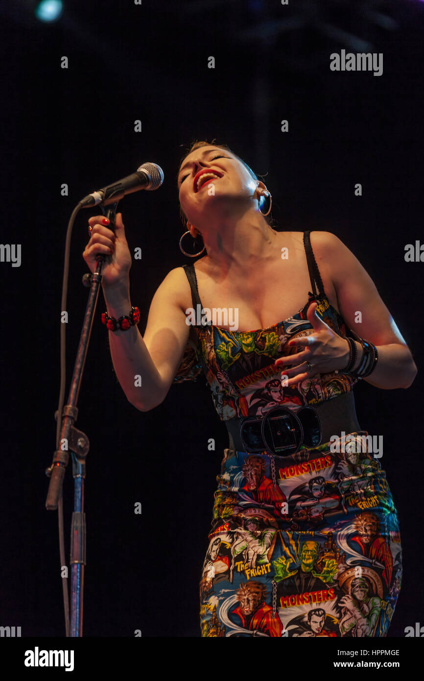 Irish female singer hires stock photography and images Alamy