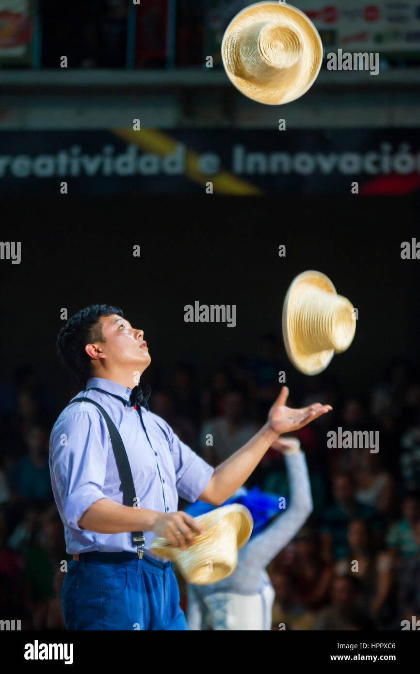 Jumbo circus hires stock photography and images Alamy