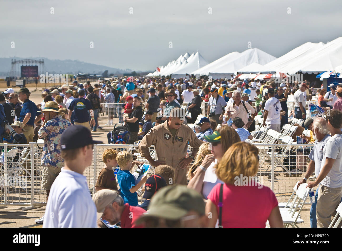 Spectators At Mcas Miramar Air Show Stock Photo Alamy