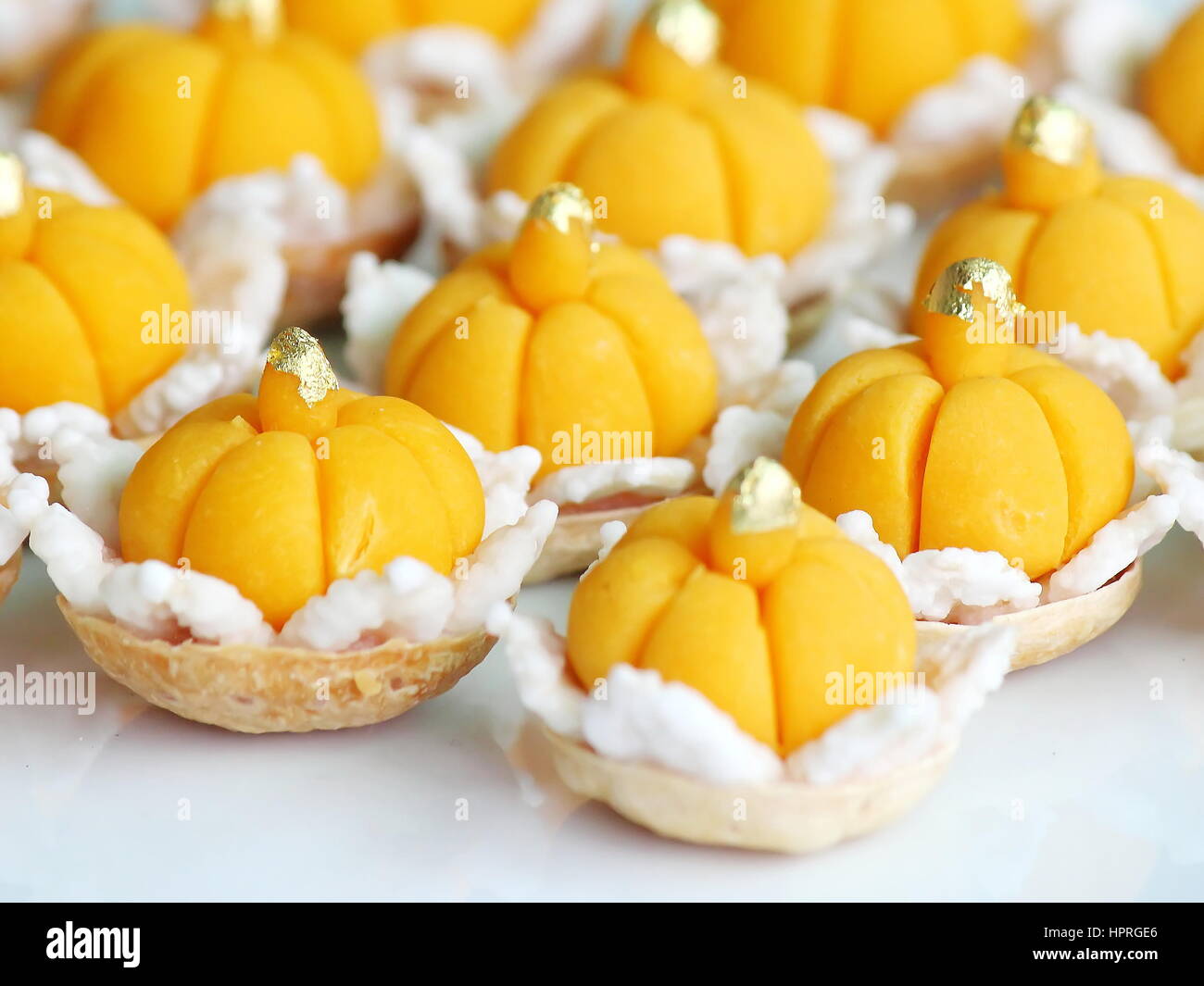 Thai sweetened egg dessert Kanom Jamongkut Stock Photo Alamy