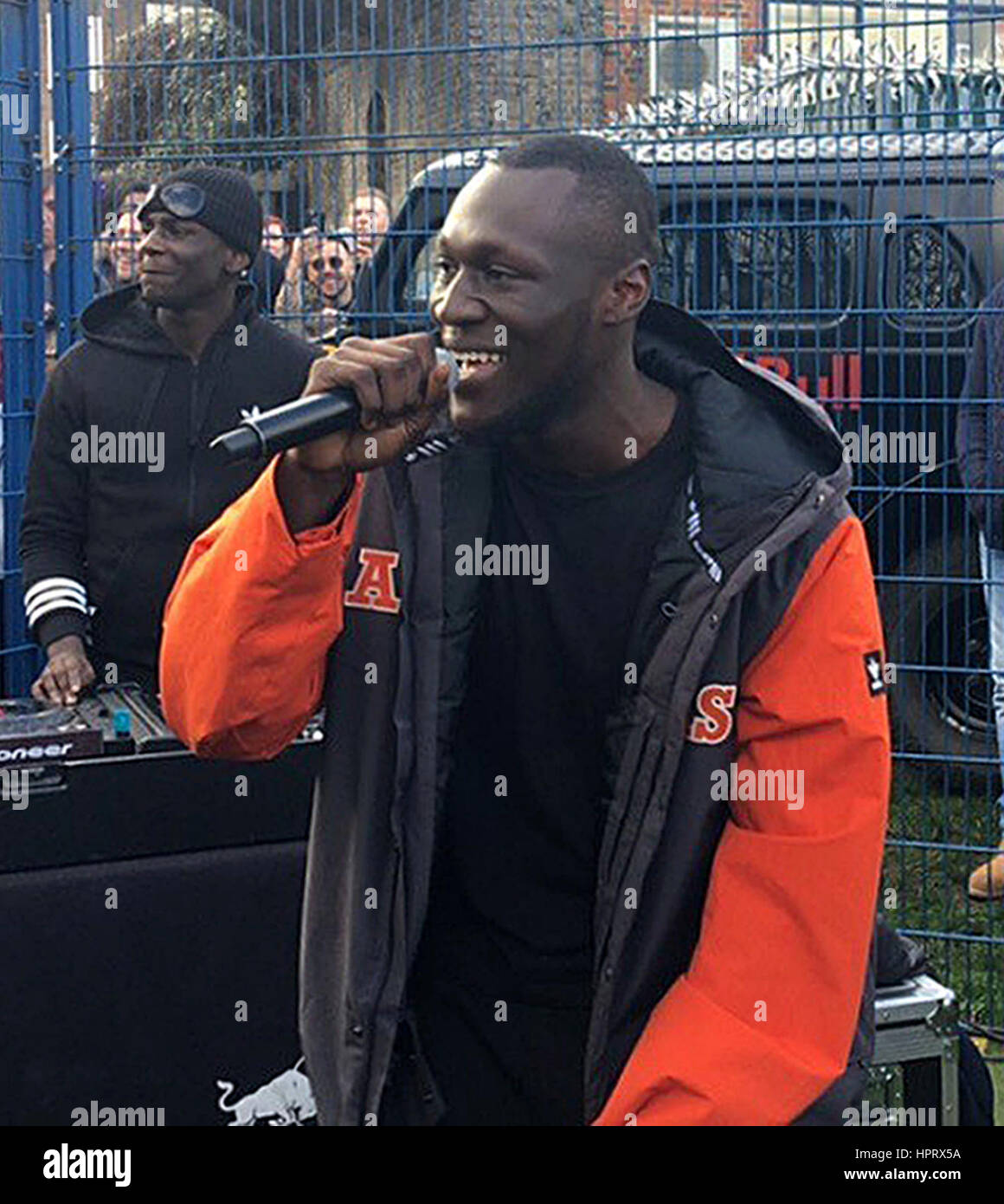 sagsøger firkant mørkere Grime MC Stormzy performs at a free gig in Castlehaven Park, London, on the  day he released his debut album Stock Photo - Alamy