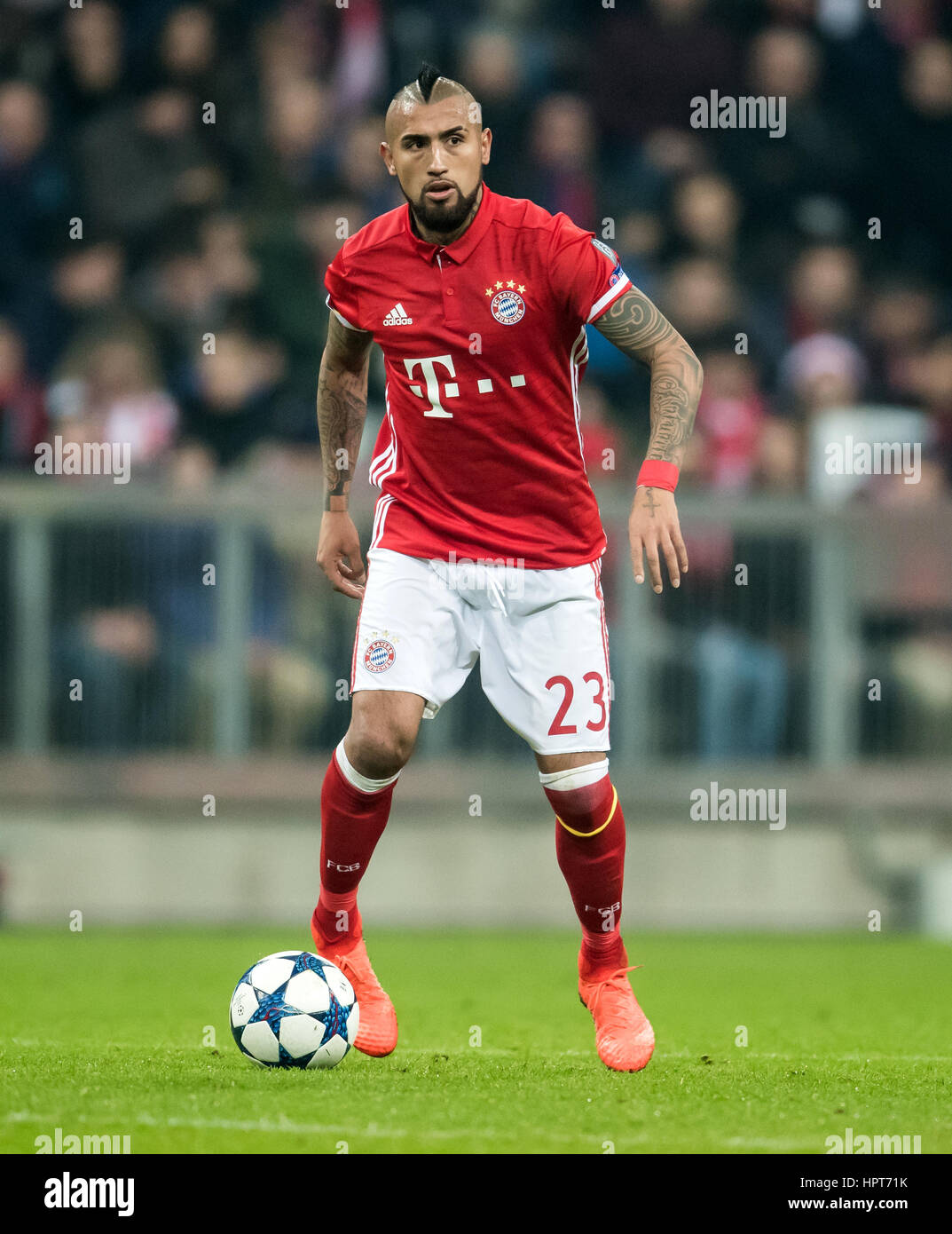 18,795 Arturo Vidal Football Stock Photos, High-Res Pictures, and Images -  Getty Images