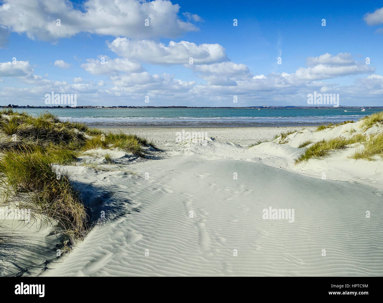 west-wittering-beach-west-sus-24th-february-2017-bright-and-cold