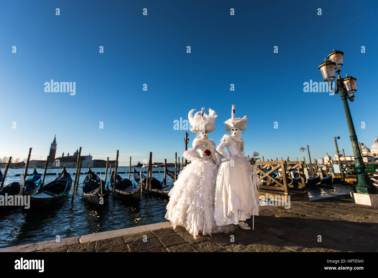 11 dresses hi-res stock photography and images - Page 2 - Alamy