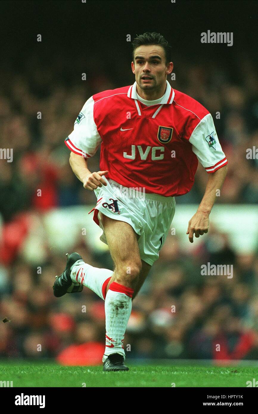 MARC OVERMARS ARSENAL FC 07 January 1998 Stock Photo - Alamy