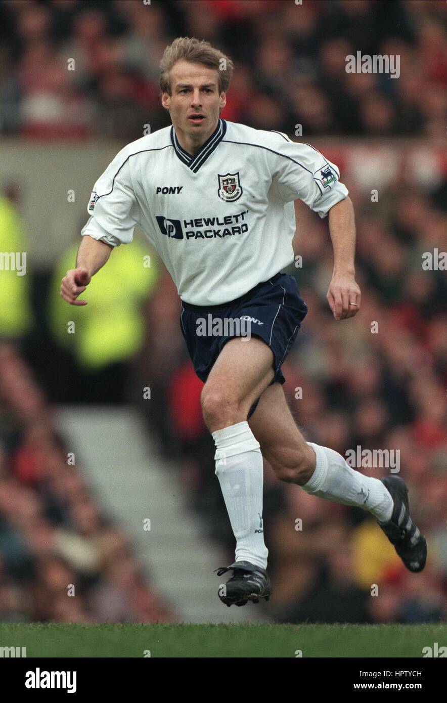 SPURS CLUB SHOP & PIGEON TOTTENHAM HOTSPUR FC 16 January 1999 Stock Photo -  Alamy