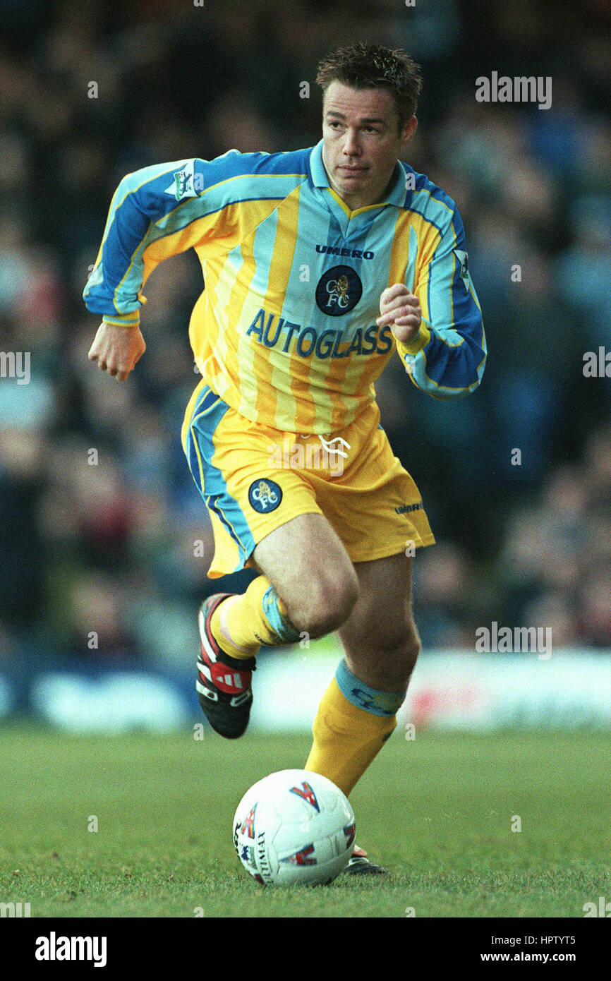 Le saux chelsea fc 23 hi-res stock photography and images - Alamy