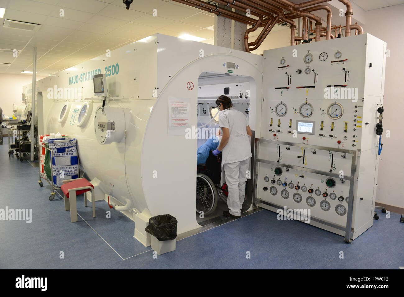 Lyon (south-eastern France): hyperbaric chamber of the Edouard Herriot Hospital Stock Photo
