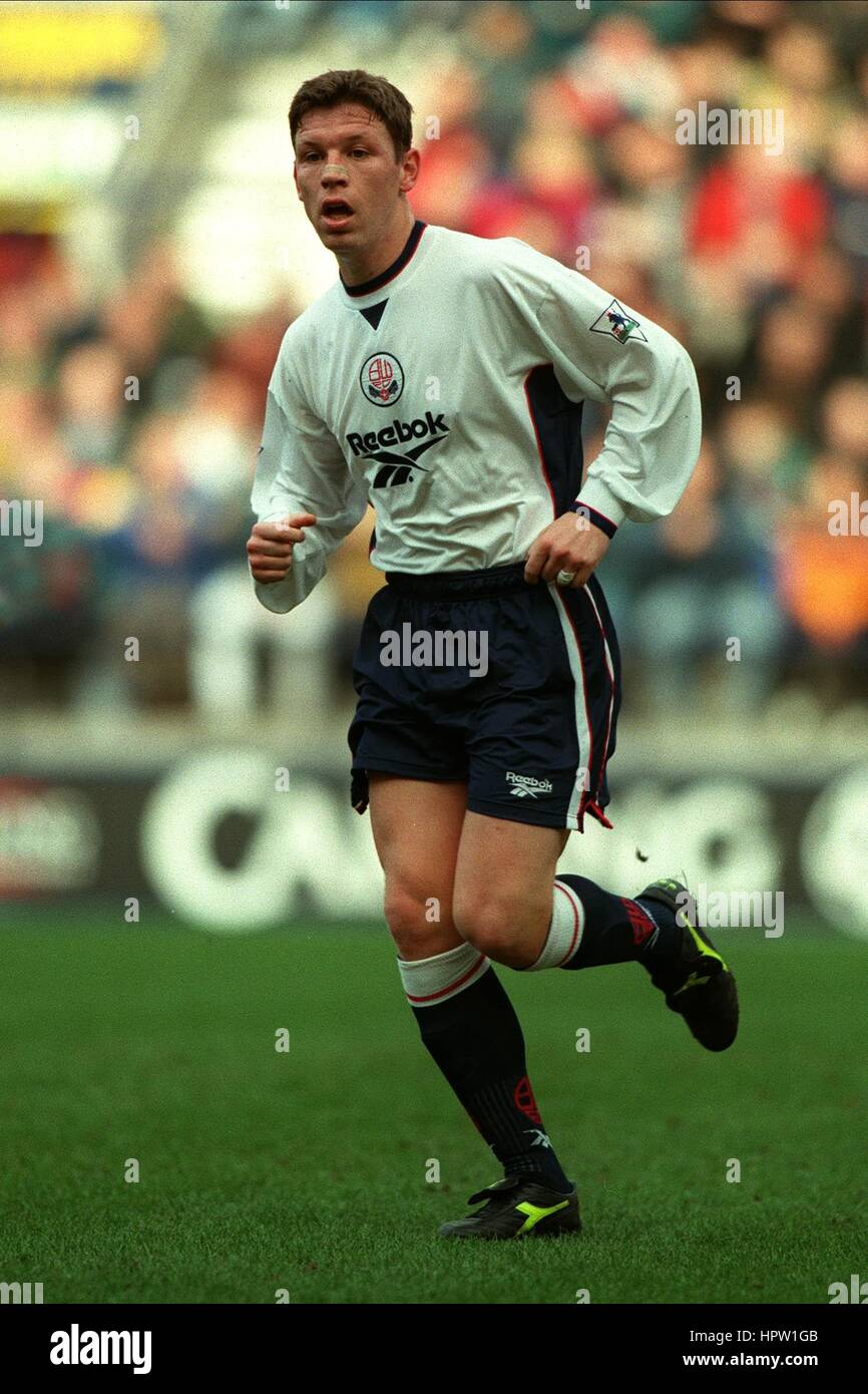 ALAN THOMPSON BOLTON WANDERERS FC 24 February 1998 Stock Photo Alamy