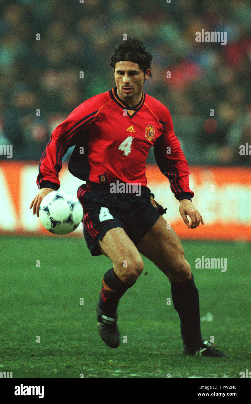 RAFAEL ALKORTA SPAIN & REAL MADRID FC 03 February 1998 Stock Photo Alamy
