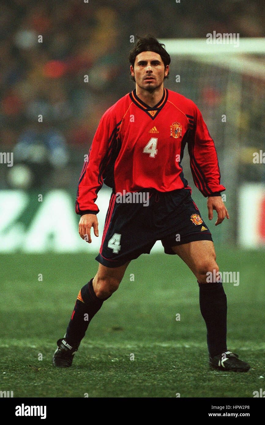 RAFAEL ALKORTA SPAIN & REAL MADRID FC 03 February 1998 Stock Photo Alamy