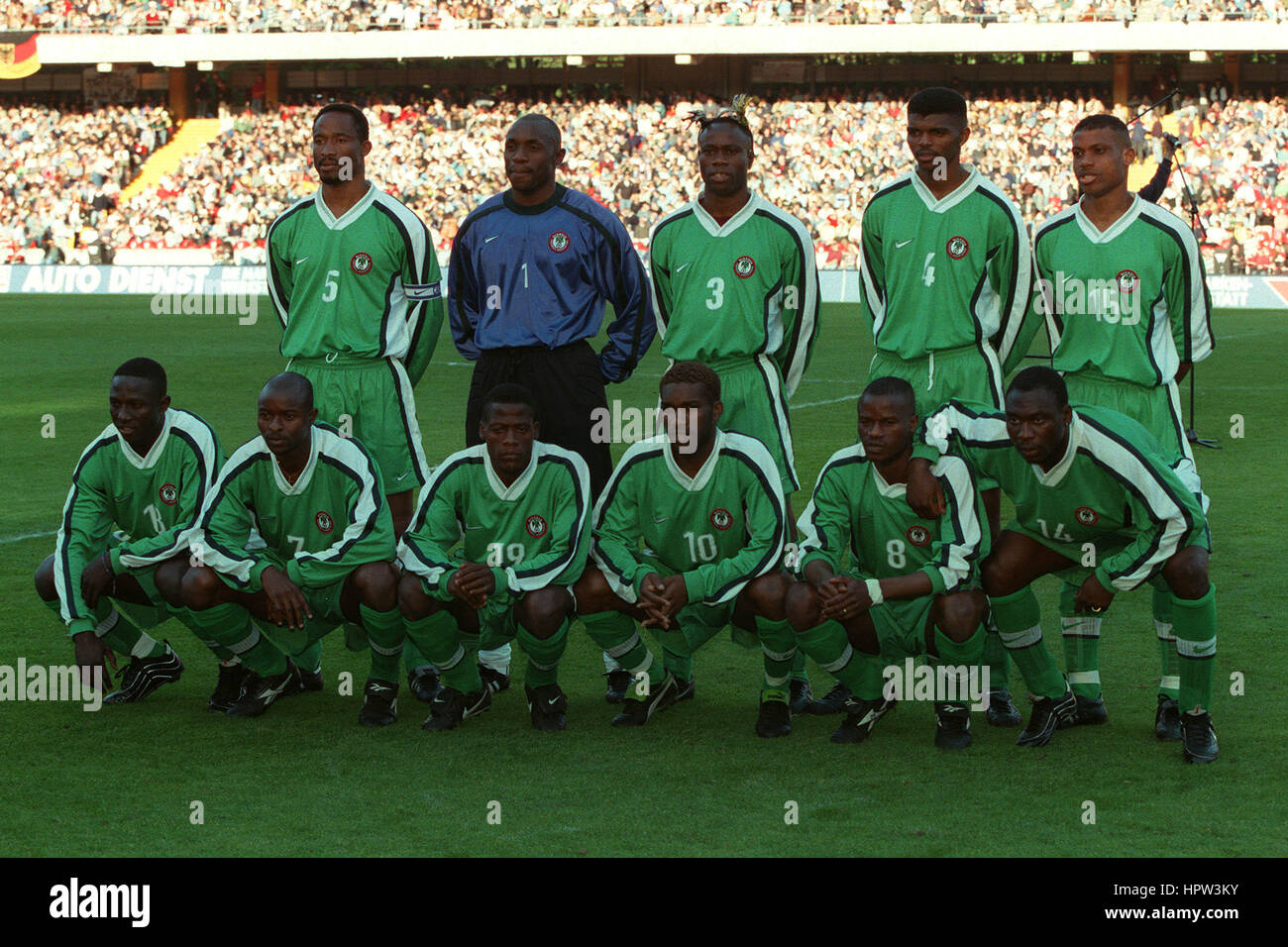 NIGERIAN TEAM GROUP NIGERIA TEAM GROUP 24 April 1998 Stock Photo