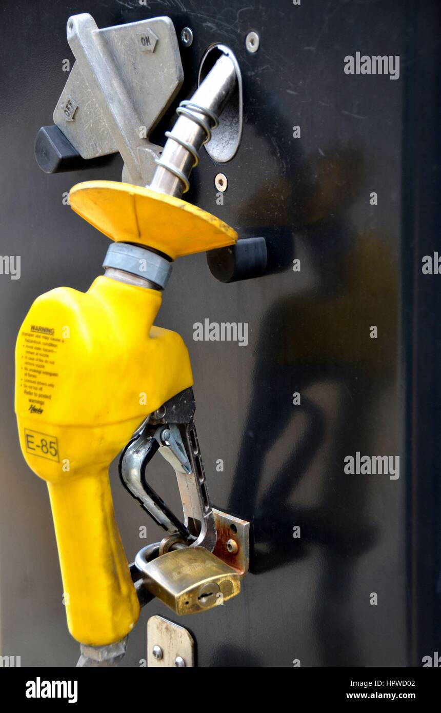 Gas pump lock hi-res stock photography and images - Alamy