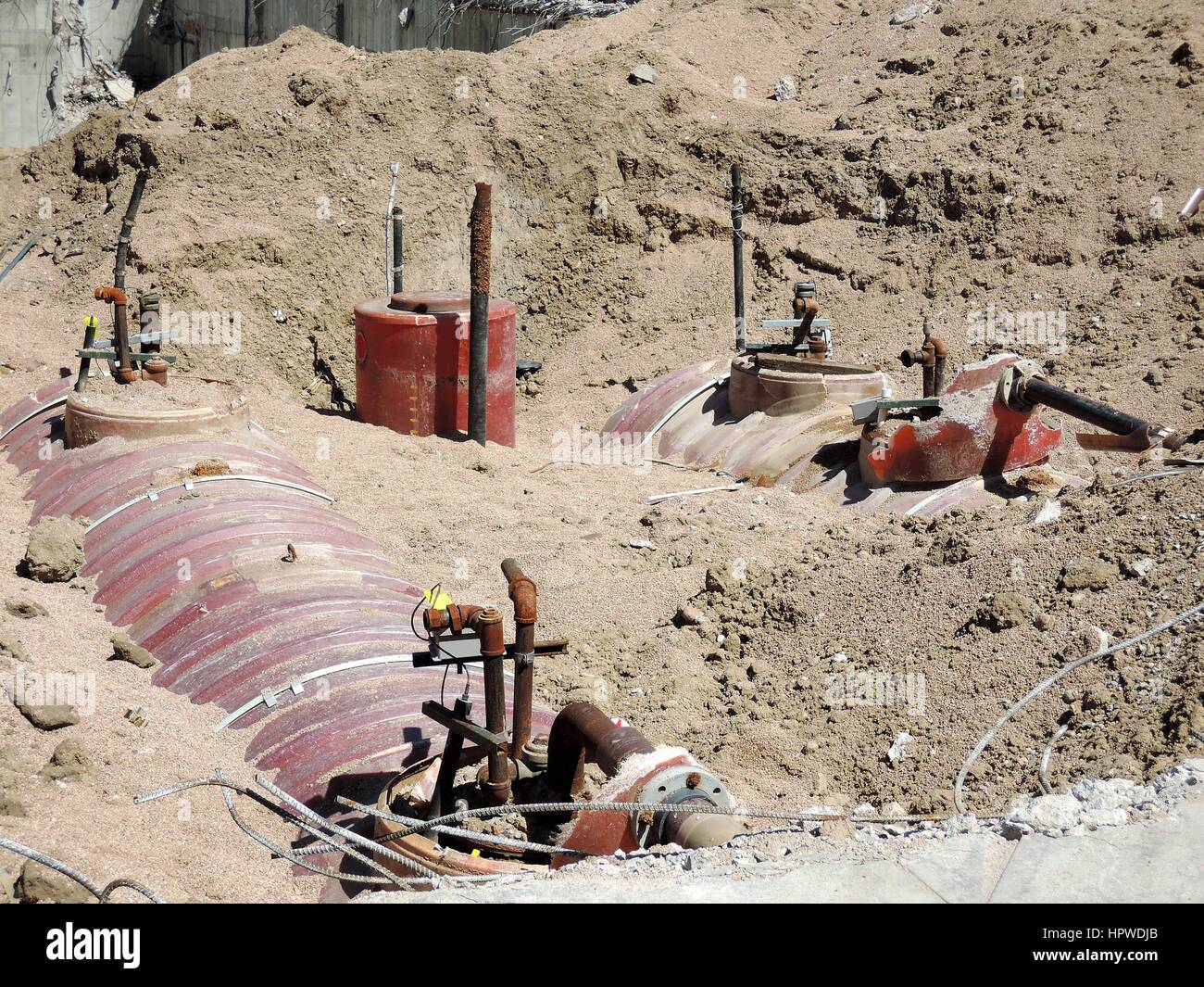 Underground water storage tank hires stock photography and images Alamy