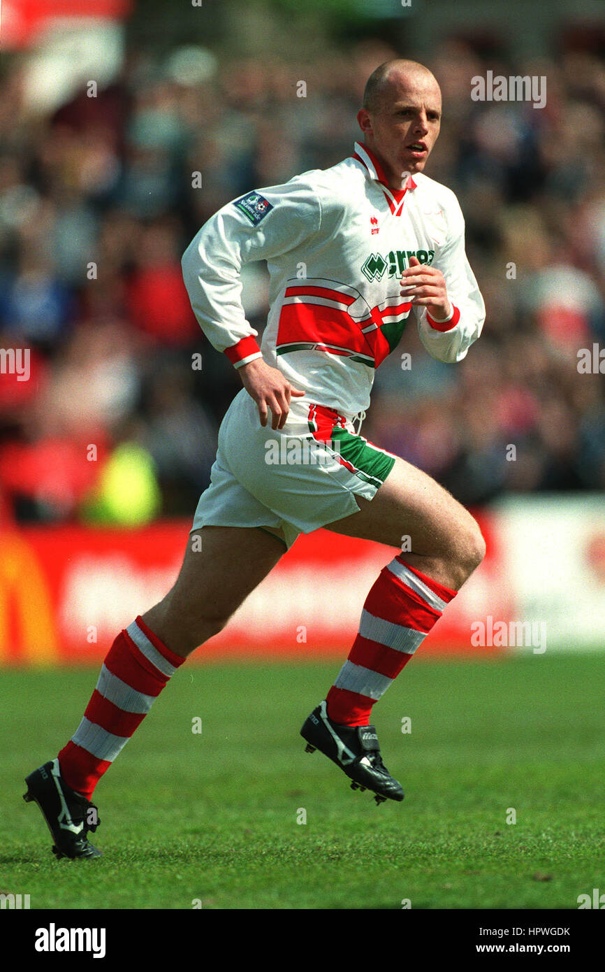 NEIL CAMPBELL SCARBOROUGH FC 11 May 1998 Stock Photo