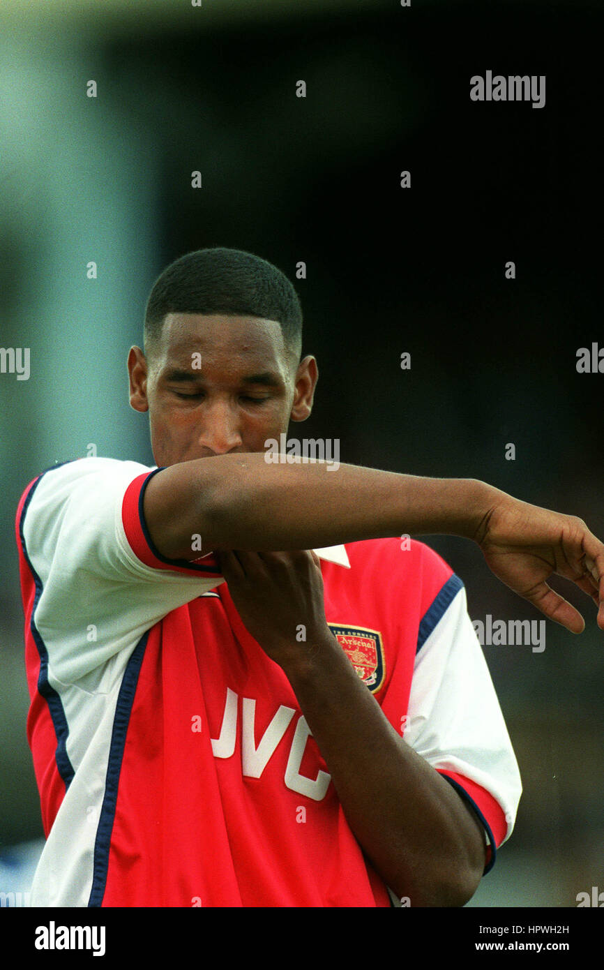 Programme Arsenal Vs Chelsea 1997/98 – Nicolas Anelka En Couverture