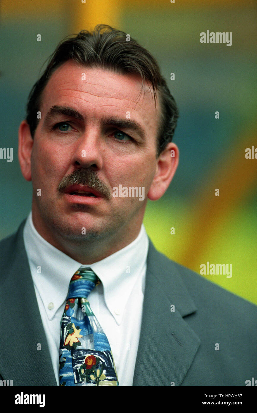 Neville southall hires stock photography and images Alamy