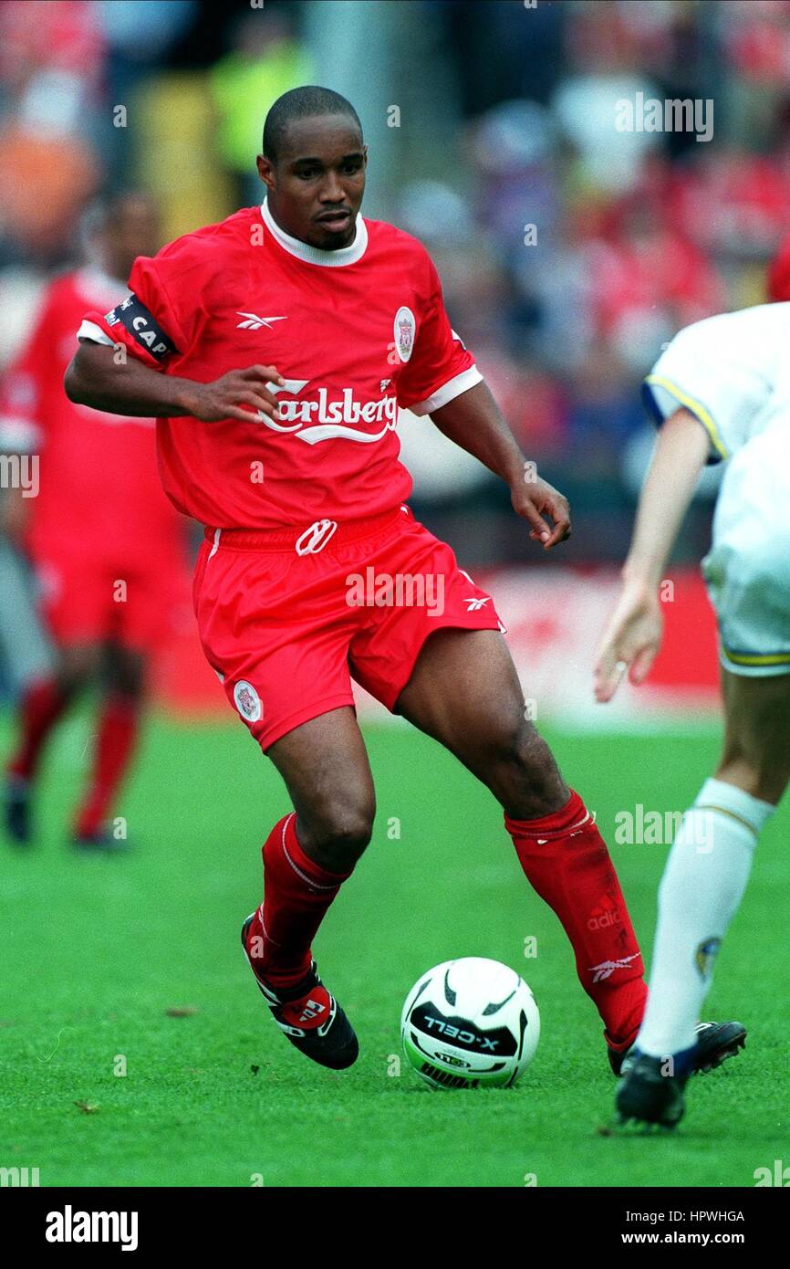 PAUL INCE LIVERPOOL FC 03 August 1998 Stock Photo Alamy
