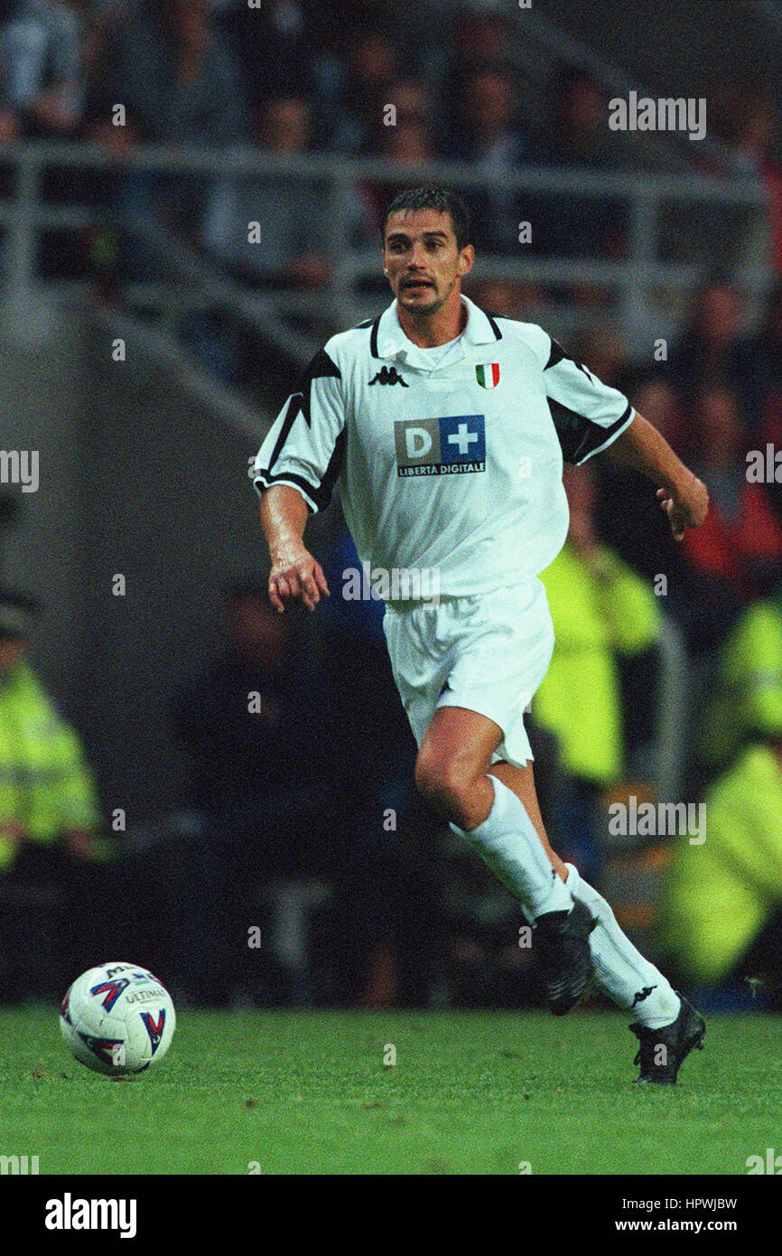 ZORAN MIRKOVIC JUVENTUS FC 11 August 1998 Stock Photo