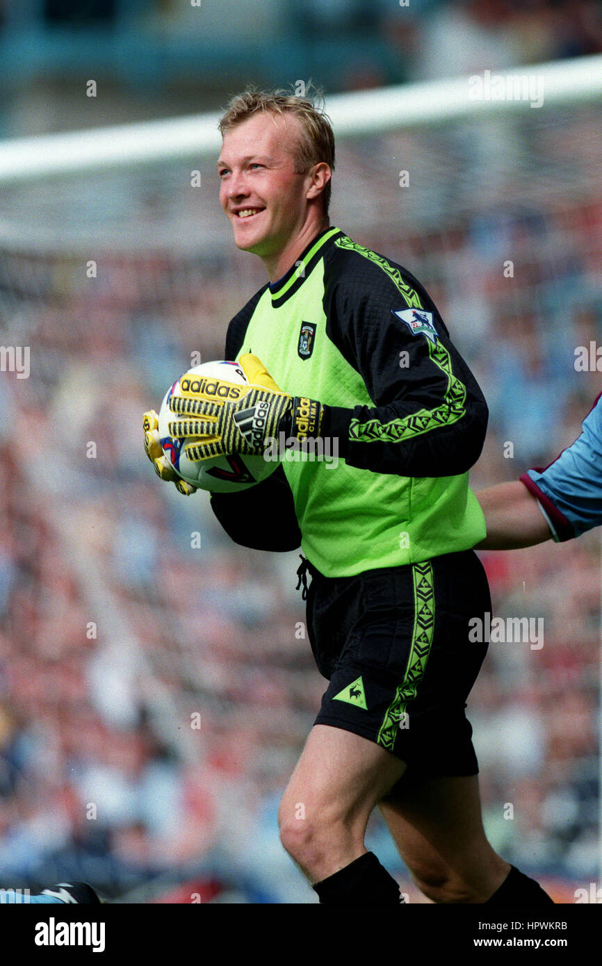 MAGNUS HEDMAN COVENTRY CITY FC 29 August 1998 Stock Photo - Alamy