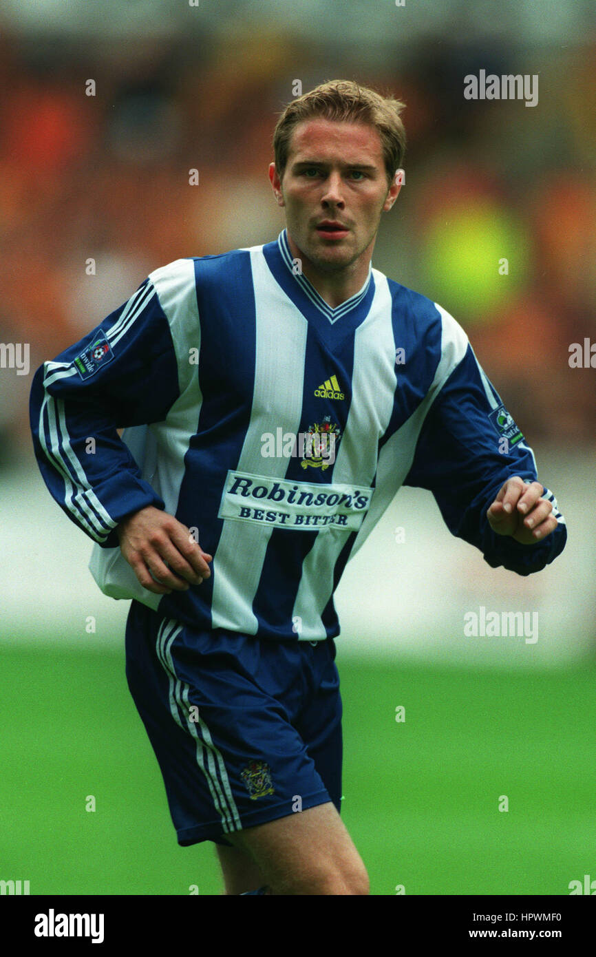 IAN MOORE STOCKPORT COUNTY FC 01 September 1998 Stock Photo Alamy