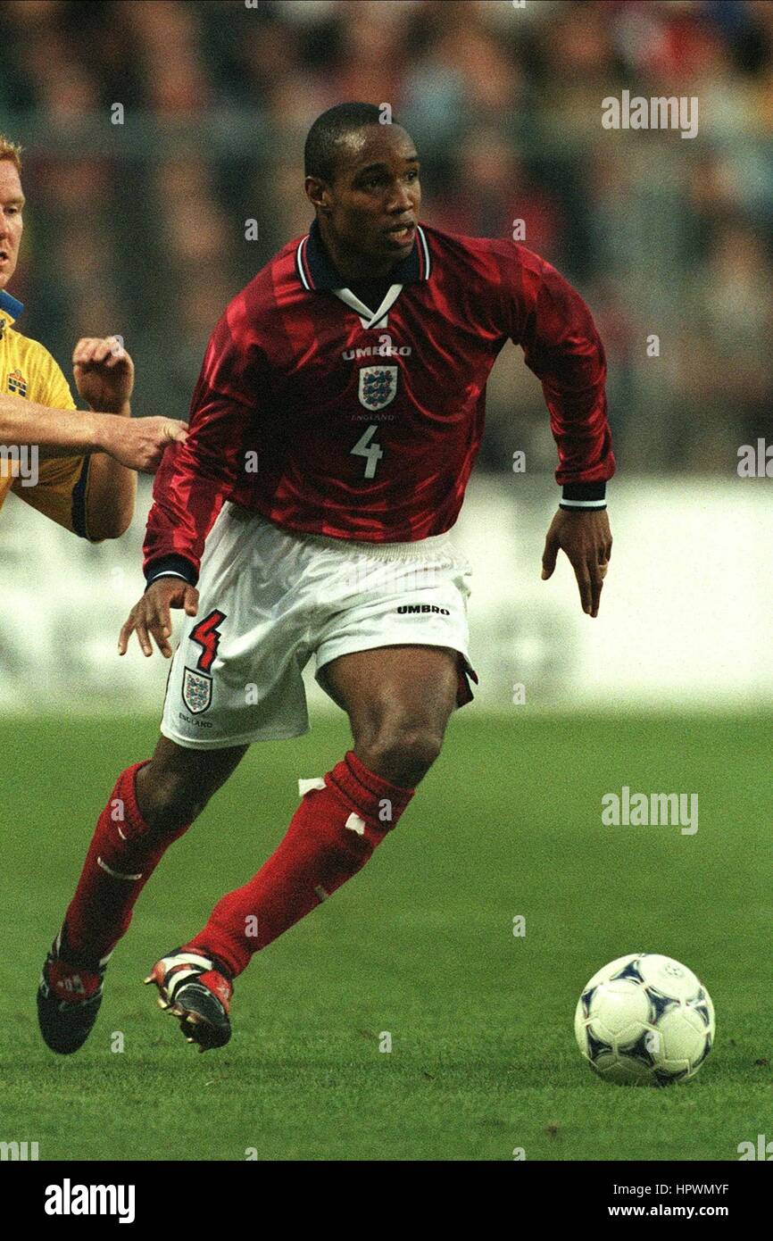 PAUL INCE ENGLAND & LIVERPOOL FC 07 September 1998 Stock Photo Alamy