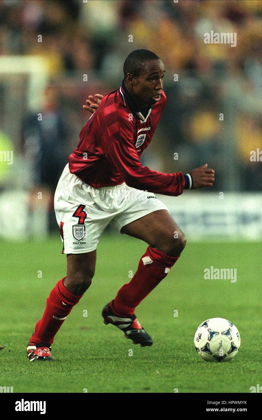 PAUL INCE ENGLAND & LIVERPOOL FC 07 September 1998 Stock Photo Alamy