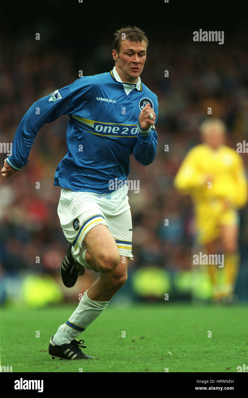 duncan ferguson everton shirt