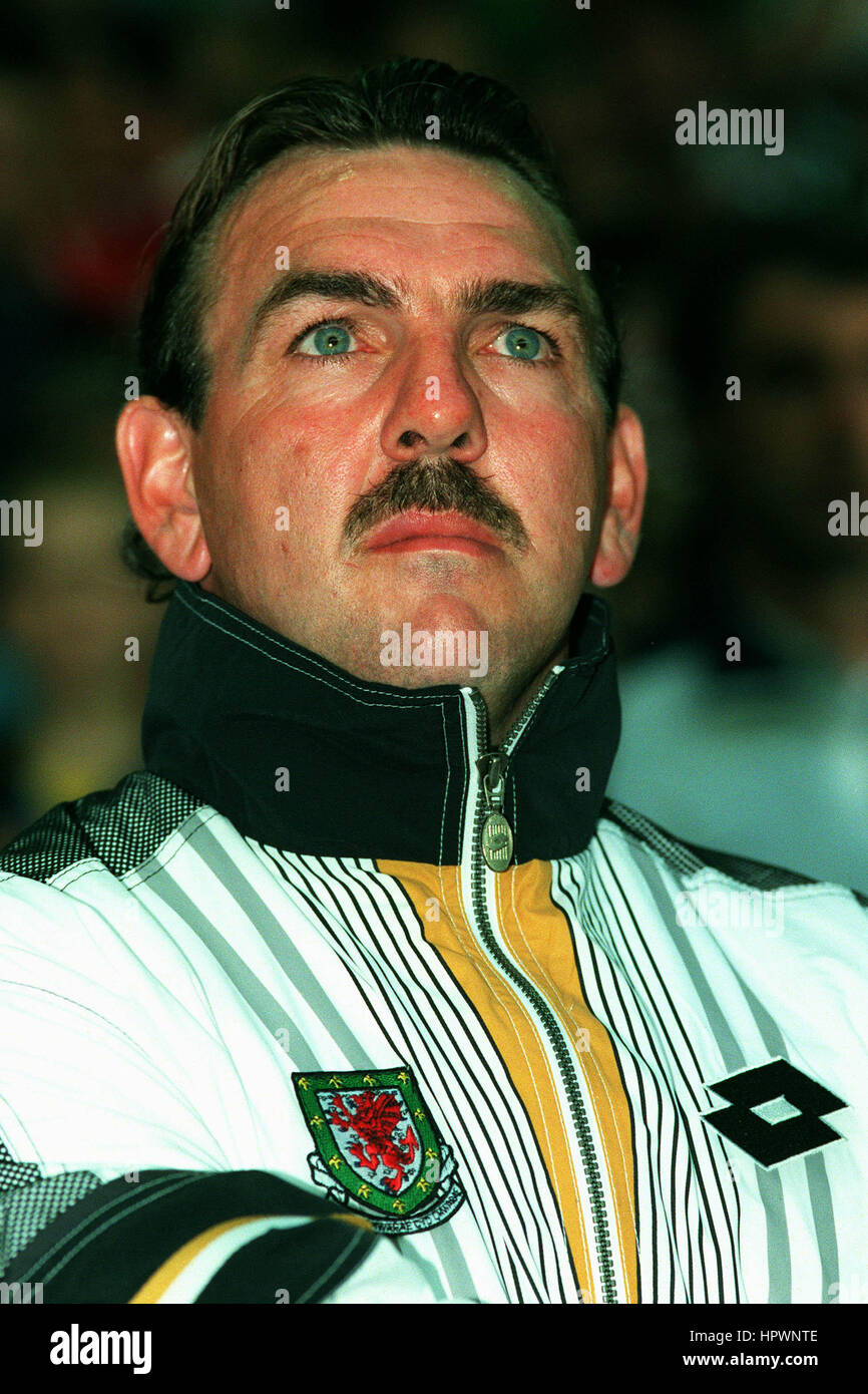 Neville southall wales hires stock photography and images Alamy