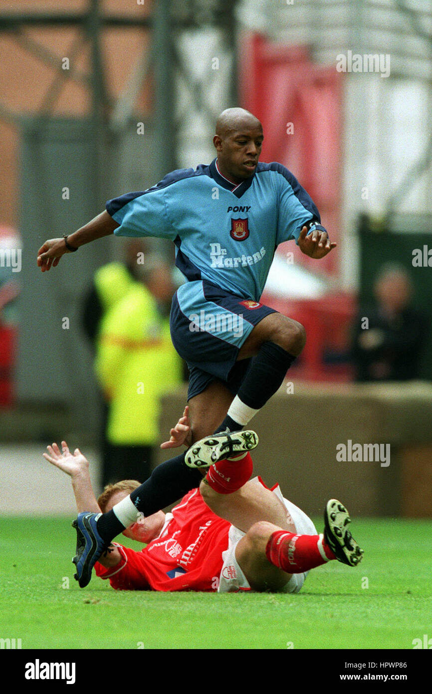 Ian wright 1998 hi-res stock photography and images - Alamy Ian wright 1998 hi-res stock photography and images - Alamy