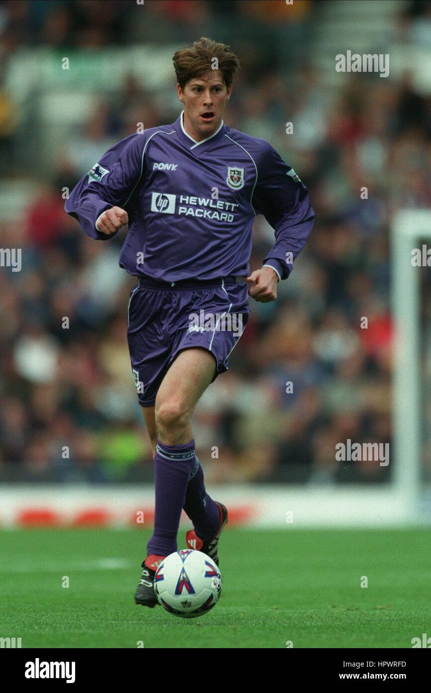 Darren Anderton 1998 Hi res Stock Photography And Images Alamy darren-anderton-1998-hi-res-stock-photography-and-images-alamy
