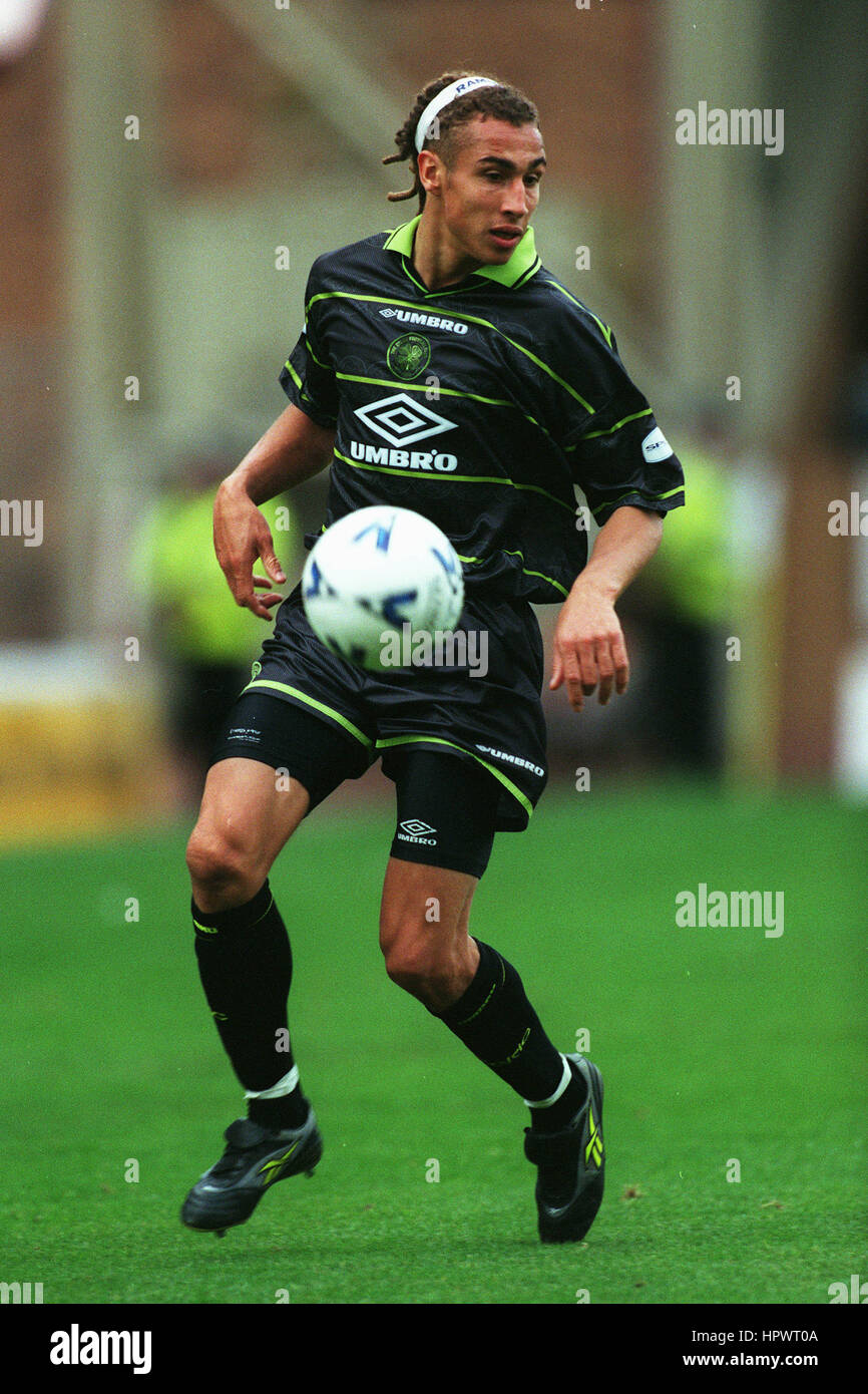 HENRIK LARSSON GLASGOW CELTIC FC IBROX STADIUM GLASGOW SCOTLAND 04 October  2003 Stock Photo - Alamy