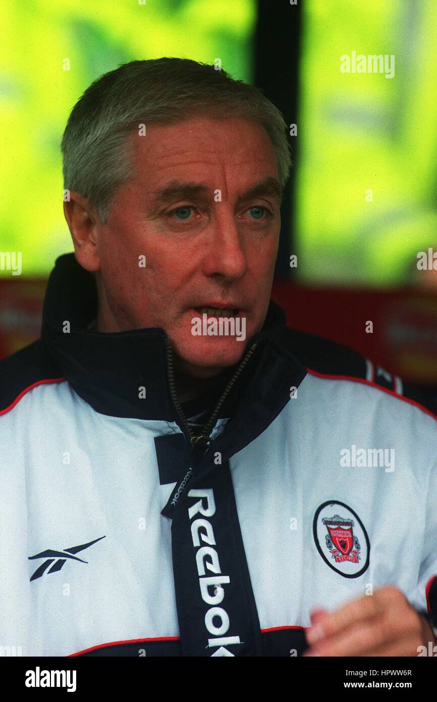 ROY EVANS LIVERPOOL JOINT MANAGER 02 November 1998 Stock Photo Alamy