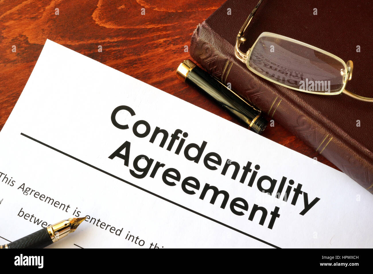 Confidentiality agreement hi-res stock photography and images - Alamy
