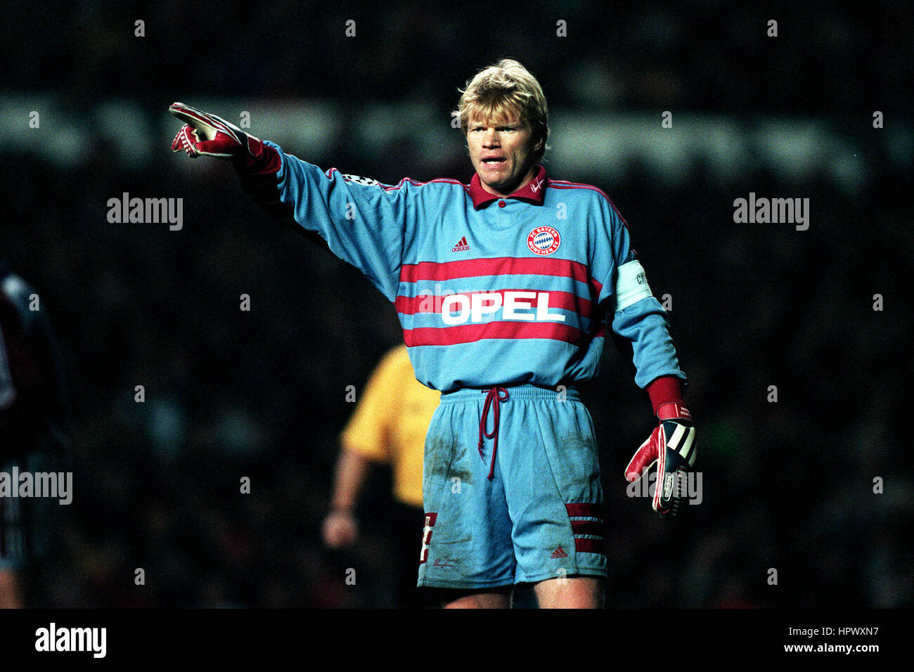 Oliver Kahn editorial stock photo. Image of player, munich - 12884338