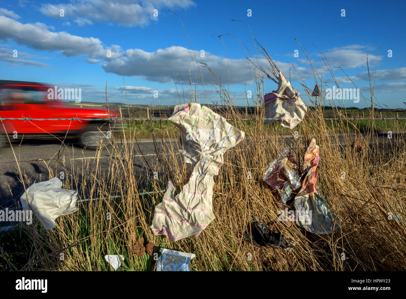 Litter is disgusting hi-res stock photography and images - Alamy
