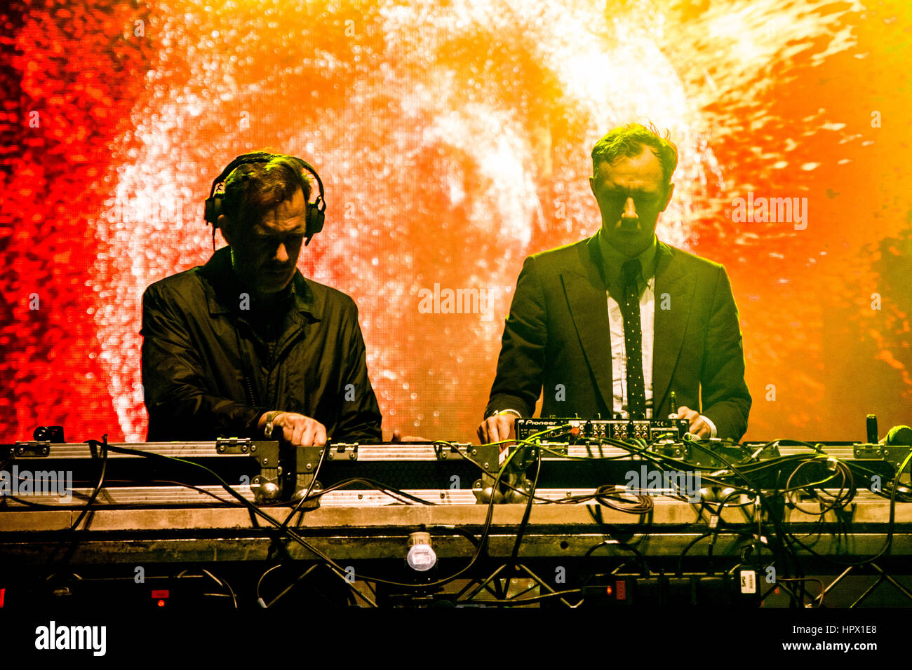 2 Many Djs - Soulwax Performing Live At Liverpool Sound City
