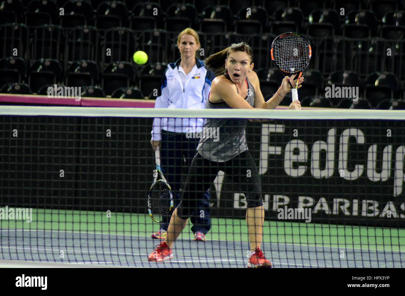 Simona halep 2016 hi-res stock photography and images - Page 3 - Alamy