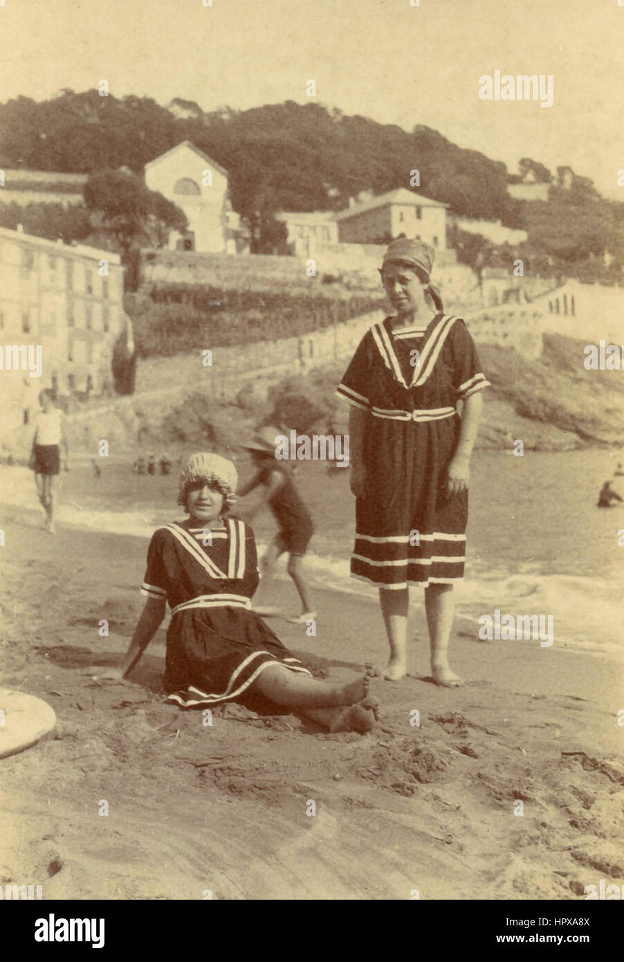 1920s at the beach hi-res stock photography and images - Alamy