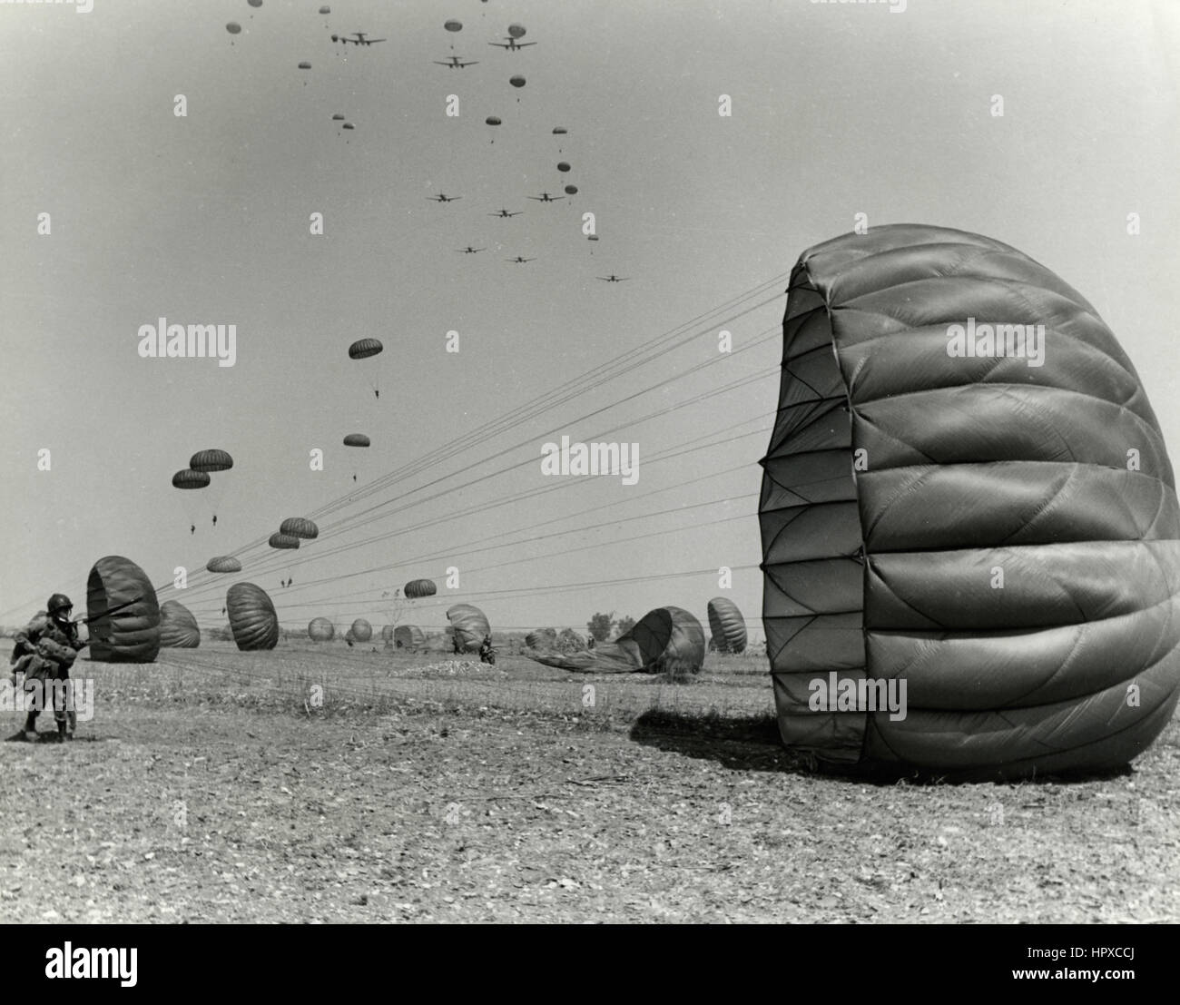 Italian Army paratroopers Stock Photo