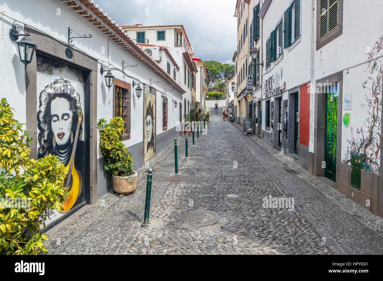 Arte de portas abertas hi-res stock photography and images - Alamy