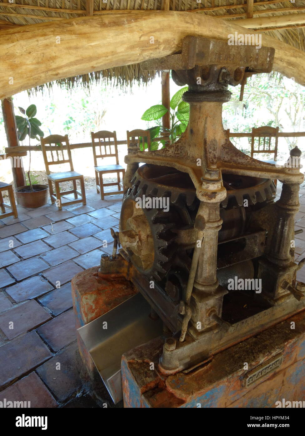 Sugar cane press hires stock photography and images Alamy