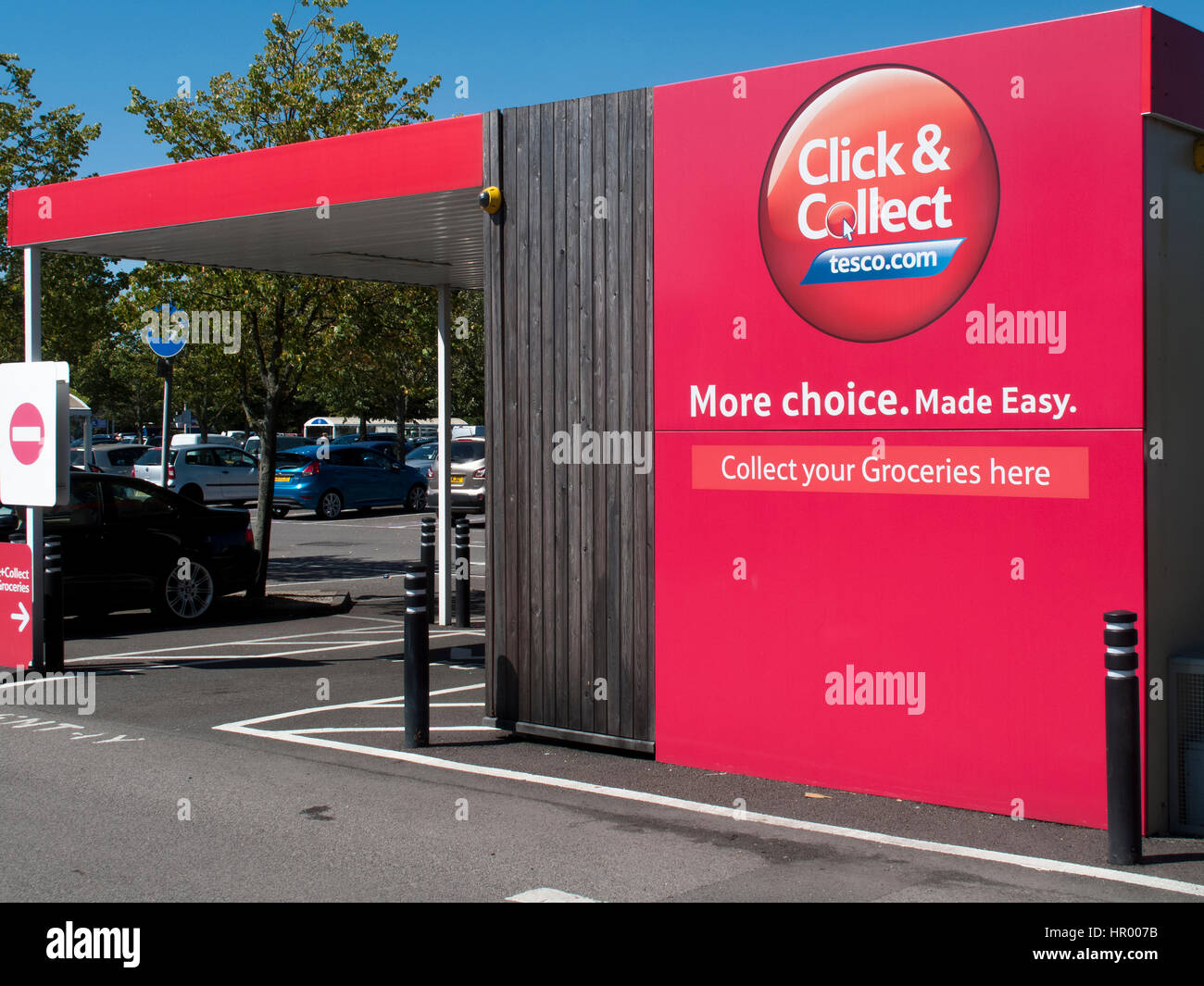 Tesco Extra superstore shopping click and collect pick up point Stock