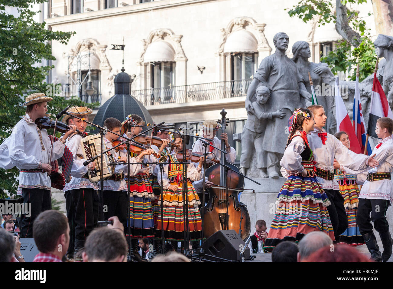 Boys and girls in folk costume performing a Hungarian folk dance in Budapest, Hungary Stock Photo