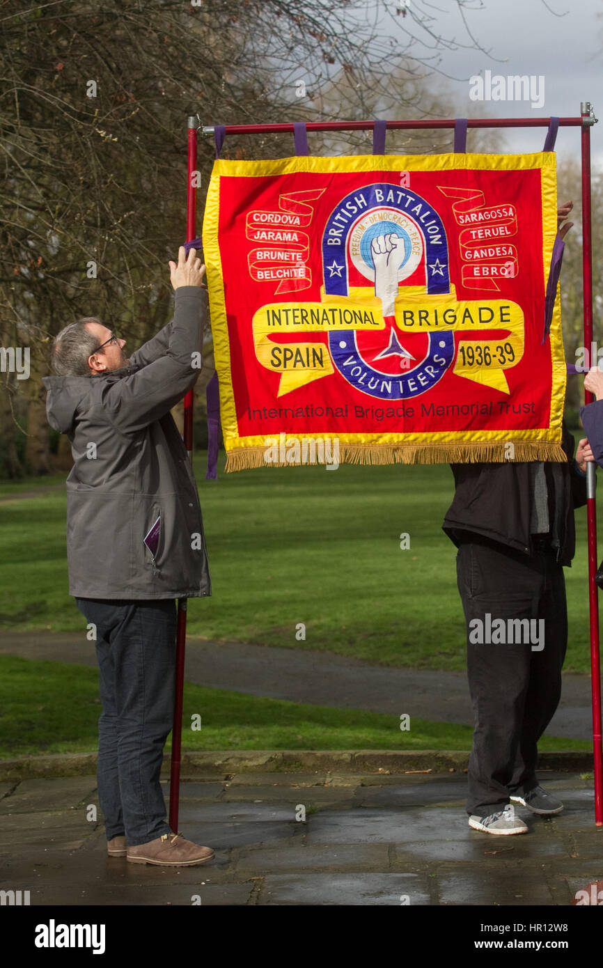London, UK. 26th Feb, 2017. A service of commemoration at Bishop's Park in Fulham including a wreath laying ceremony and prayers to commemorate the 80th anniversary of the Battle of Jarama which was fought by British volunteers of the International Brigade during the Spanish civil war against fascism and the nationalists led by General Franco Credit: amer ghazzal/Alamy Live News Stock Photo